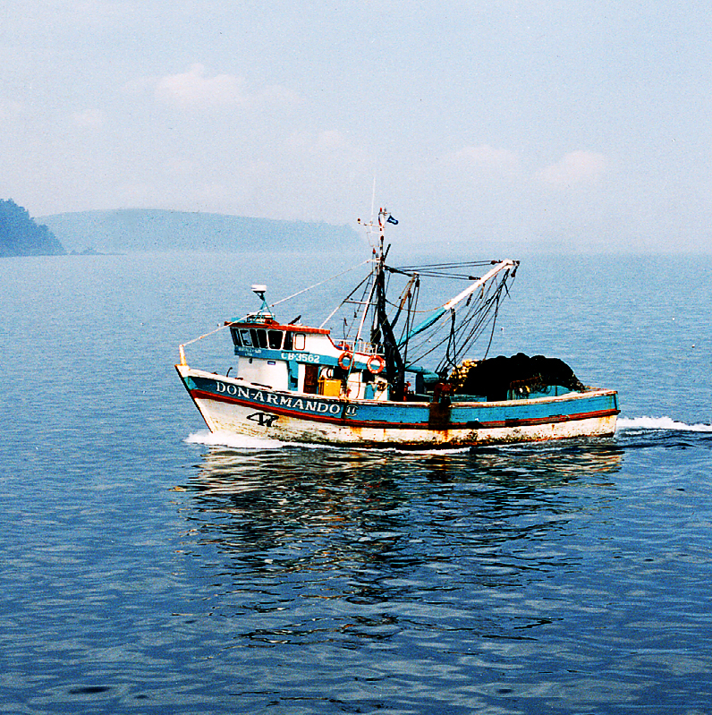 Fiskebåt Concepcion Chile Volvo Penta Fotograf Peter Steen